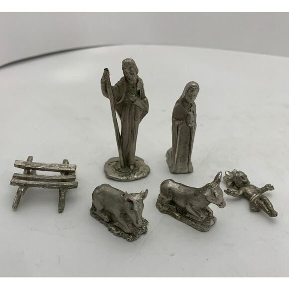 Peltro Inciso Miniature Nativity Set Christmas Pewter Wood Stable Made in Italy - Picture 2 of 11